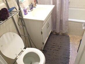 5 Lothian Rd, Unit 33 in Boston, MA - Foto de edificio - Building Photo