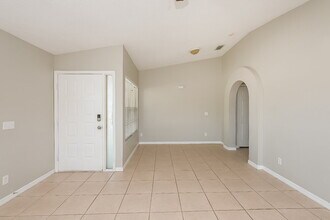1513 Birchstone Ave in Brandon, FL - Building Photo - Building Photo