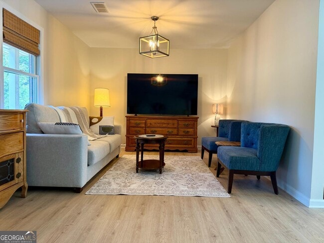 property at 3041 Monroe Hwy