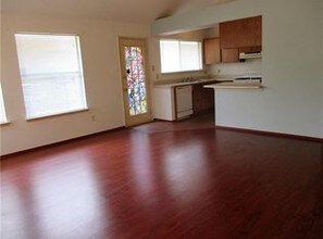 16927 Whitebrush Loop-Unit -16927 in Austin, TX - Building Photo - Building Photo