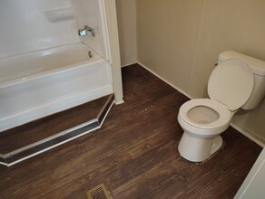 600 Davis Cir in Big Sandy, TX - Building Photo - Building Photo