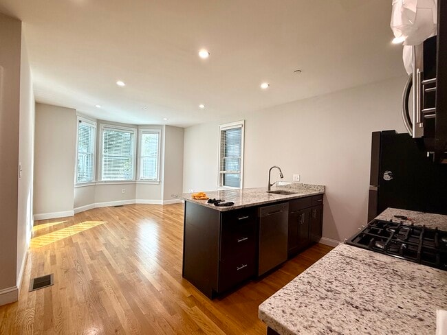 property at 19 Plymouth St