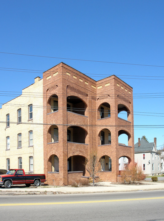 603 Highland Ave in New Castle, PA - Building Photo