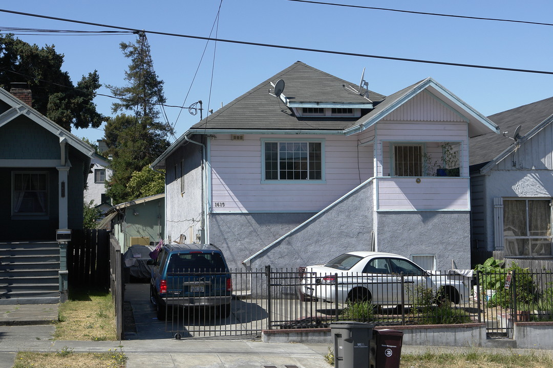 1615-1617 E 21st St in Oakland, CA - Building Photo