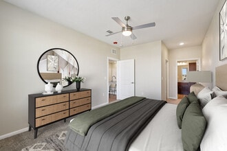 Legacy Ranch @ Dessau East, A 55+ Community in Pflugerville, TX - Foto de edificio - Building Photo