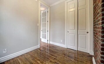 410 E 13th St in New York, NY - Building Photo - Building Photo