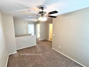 3933 W Carter Rd in Phoenix, AZ - Building Photo - Building Photo