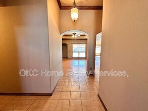 13204 SW 2nd Terrace in Yukon, OK - Building Photo - Building Photo