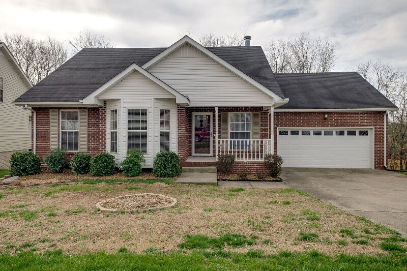 118 Homestead Pl in Hendersonville, TN - Building Photo