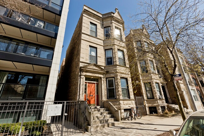 property at 1037 S Racine Ave