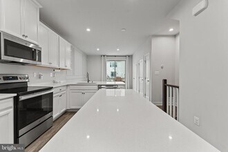 224 S Newkirk St in Baltimore, MD - Building Photo - Building Photo