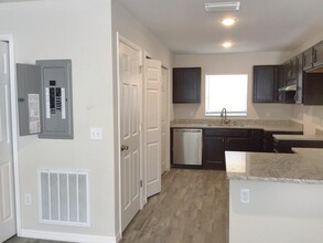 72 Walnut Rd, Unit 2 in Ocala, FL - Building Photo - Building Photo
