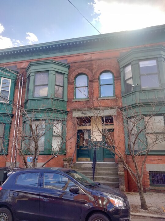 70 James St, Unit 02 in Newark, NJ - Foto de edificio