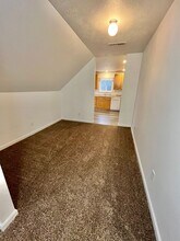 815 W 11th St in Sioux Falls, SD - Building Photo - Building Photo