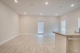 9400 Nature Crk Ln in Bellview, FL - Building Photo - Building Photo