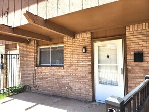 3764 N Nicklas Ave in Oklahoma City, OK - Foto de edificio - Building Photo
