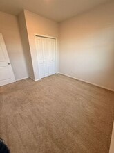 4804 Surveyor Ave NE in Salem, OR - Building Photo - Building Photo