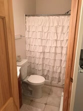 4 Center Ct, Unit Noho Nest in Northampton, MA - Building Photo - Building Photo