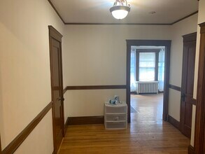 9 Story St, Unit 36 in Cambridge, MA - Foto de edificio - Building Photo