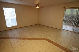 6252 Hamilton Bridge Rd in Milton, FL - Building Photo - Building Photo