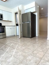 1370 Oakland Ave in Fayetteville, AR - Building Photo - Building Photo