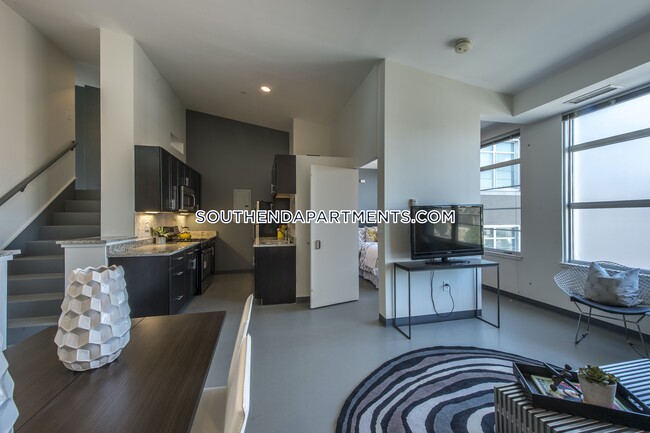 property at 160 E Berkeley St