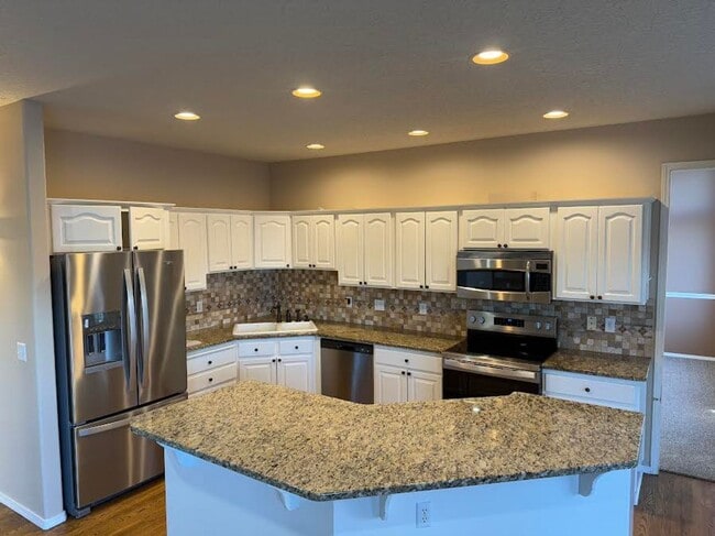 8981 SW Waverly Dr in Tigard, OR - Building Photo - Building Photo