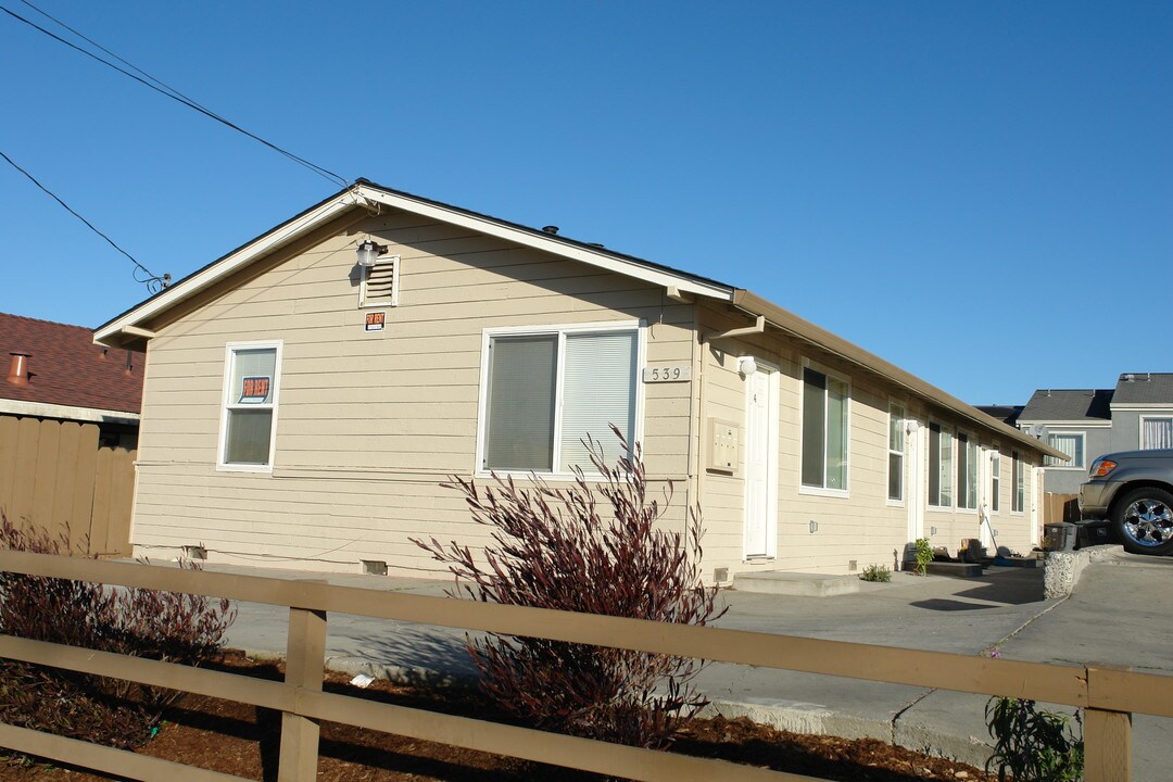 539 Terrace St in Salinas, CA - Building Photo