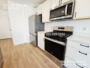 866 E Sand Dollar Wy in Saratoga Springs, UT - Foto de edificio - Building Photo