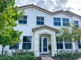 12838 SW 243rd St in Princeton, FL - Building Photo