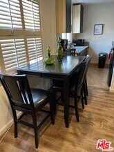 137 Rexford Dr in Beverly Hills, CA - Building Photo - Building Photo