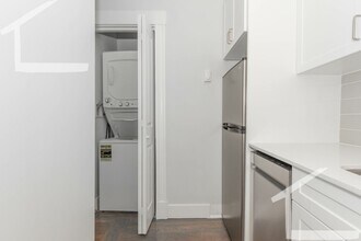 83 Park Dr in Boston, MA - Building Photo - Building Photo