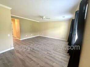 3189 Queensgate Way in Mount Pleasant, SC - Foto de edificio - Building Photo