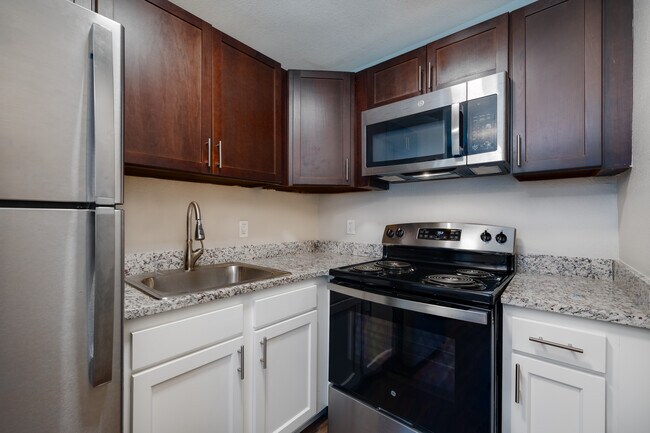 Jade Palms in Naples, FL - Building Photo - Building Photo