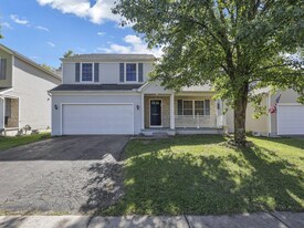 7015 Onyxbluff Ln in Blacklick, OH - Building Photo