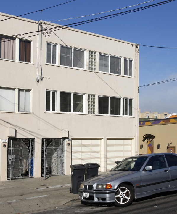 26 1st Ave in Daly City, CA - Building Photo