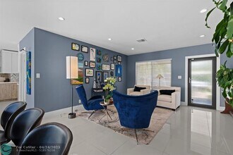 708 NW 29th St in Wilton Manors, FL - Building Photo - Building Photo