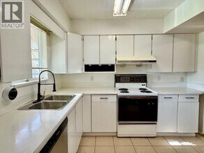 10XXX Amethyst Ave in Richmond, BC - Building Photo - Building Photo