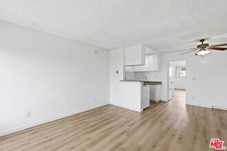 711 Machado Dr in Los Angeles, CA - Building Photo - Building Photo