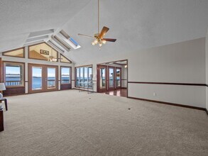 138 White Oak Bluff Rd in Stella, NC - Foto de edificio - Building Photo