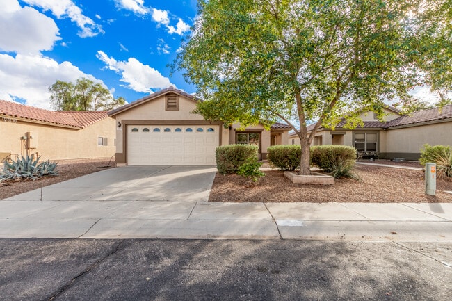 property at 597 W Casa Mirage Dr
