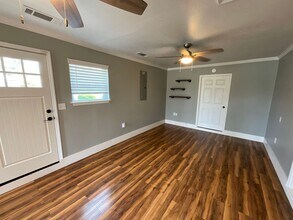 4900 Davis Dr in Marianna, FL - Building Photo - Building Photo