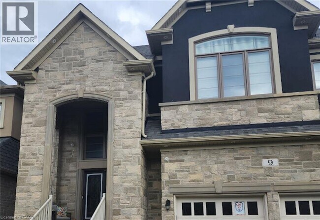 9 Rolling Rock Way in Brampton, ON - Building Photo - Building Photo