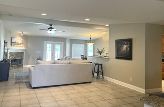 11 Riviera Estates Ct in Palm Coast, FL - Building Photo - Building Photo