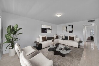 486 Fanshaw L in Boca Raton, FL - Building Photo - Building Photo