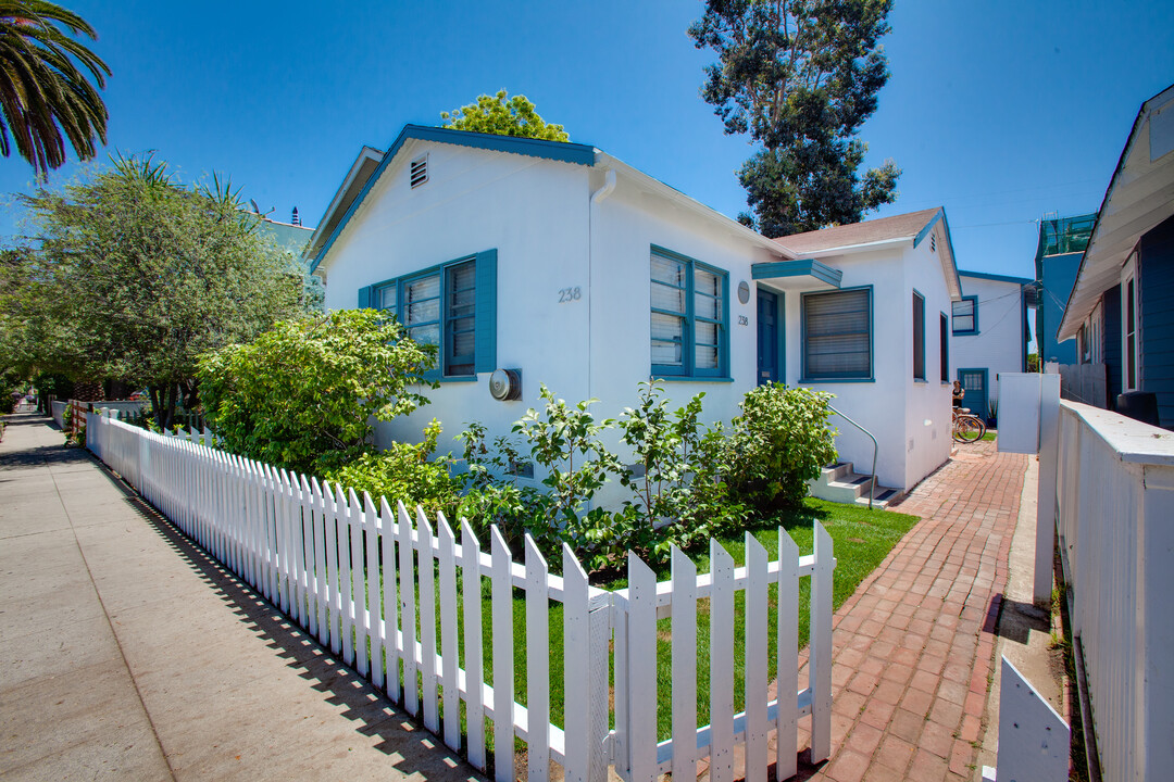 236 Market St in Venice, CA - Building Photo