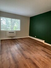 1813 Hemlock Pl in Schaumburg, IL - Building Photo - Building Photo