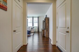 26814 Albion Way in Santa Clarita, CA - Foto de edificio - Building Photo
