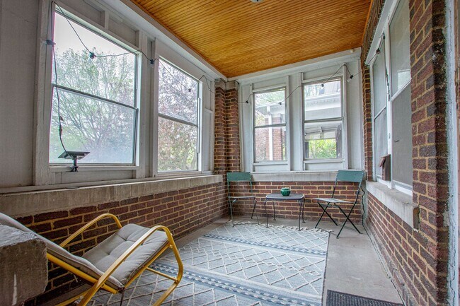 property at 4934-4936 Davenport St