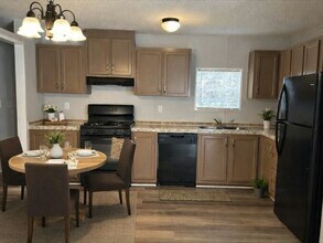 9330 Sunset Dr in Tampa, FL - Building Photo - Building Photo